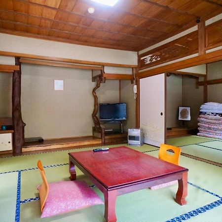 Takaosou Hotel Yufuin Luaran gambar