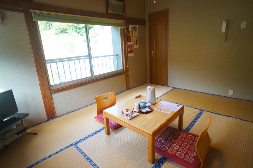 Takaosou Hotel Yufuin Luaran gambar