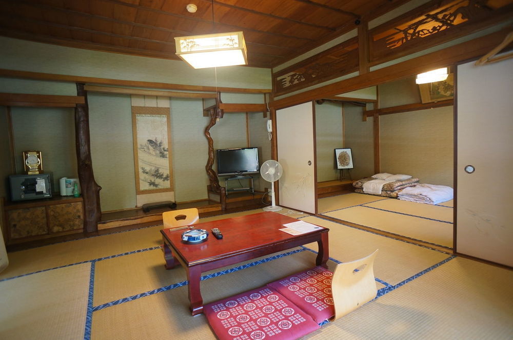 Takaosou Hotel Yufuin Luaran gambar